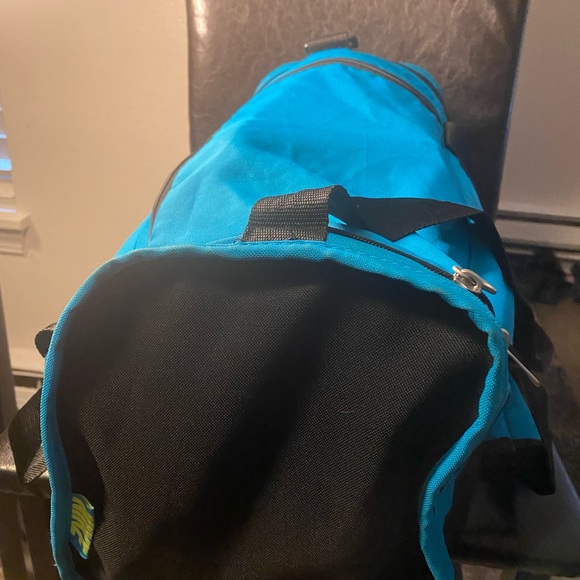 Nike Brasilia Small Training Duffel Bag Dual-Zip Multi Pocket Gym Bag - Picture 5 of 12